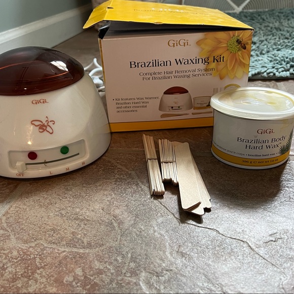 Gigi Brazilian Waxing Kit - Picture 2 of 2